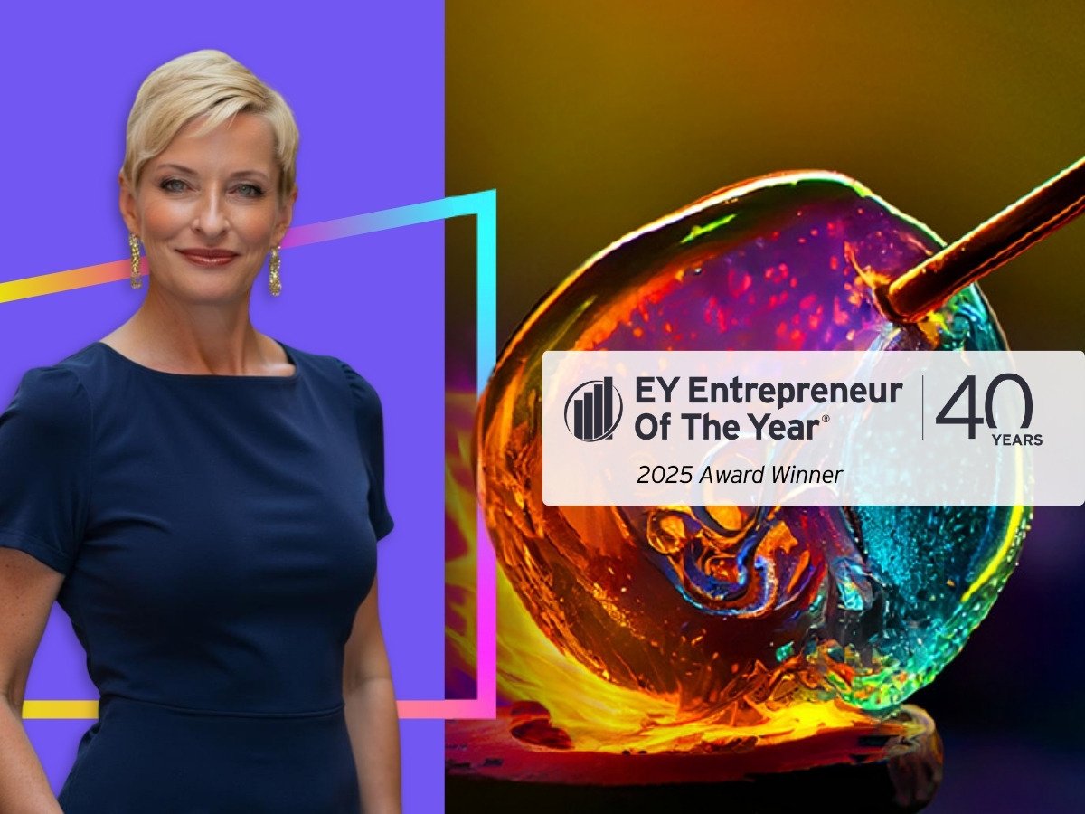 Headshot of jeenie CEO Kirsten Brecht Baker with EY award logo