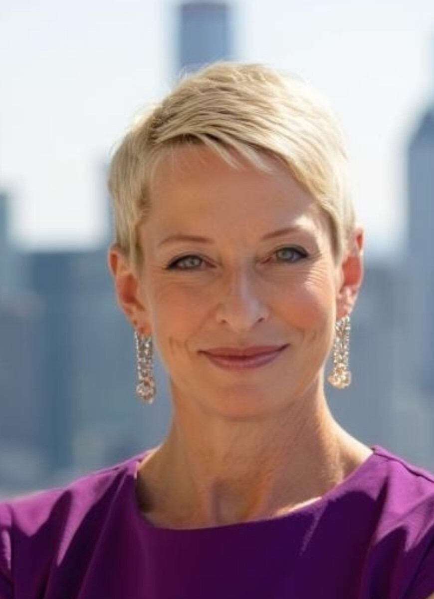 Kirsten Brecht-Baker 